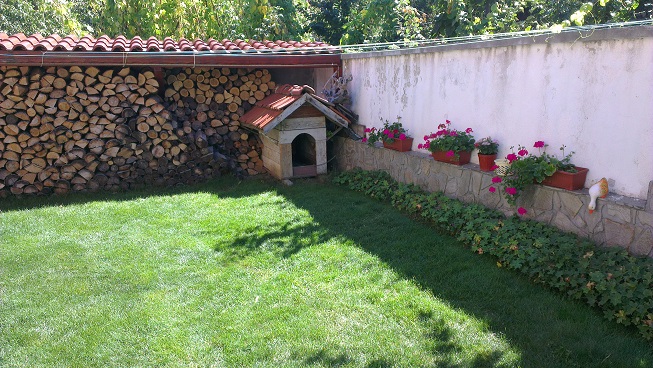 Къща за гости "УЮТ" №2