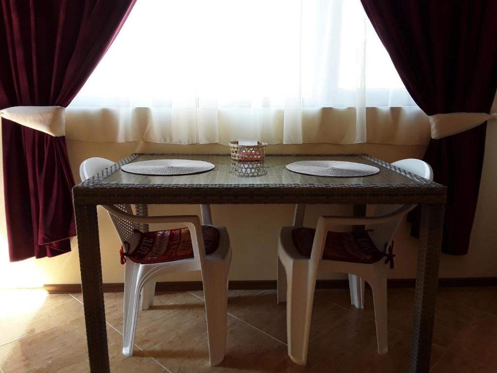 СЪНИ СИЙ ПАЛАС - 45 - 1