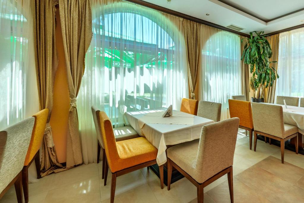 ХОТЕЛ МАГНОЛИЯ 1 И 2