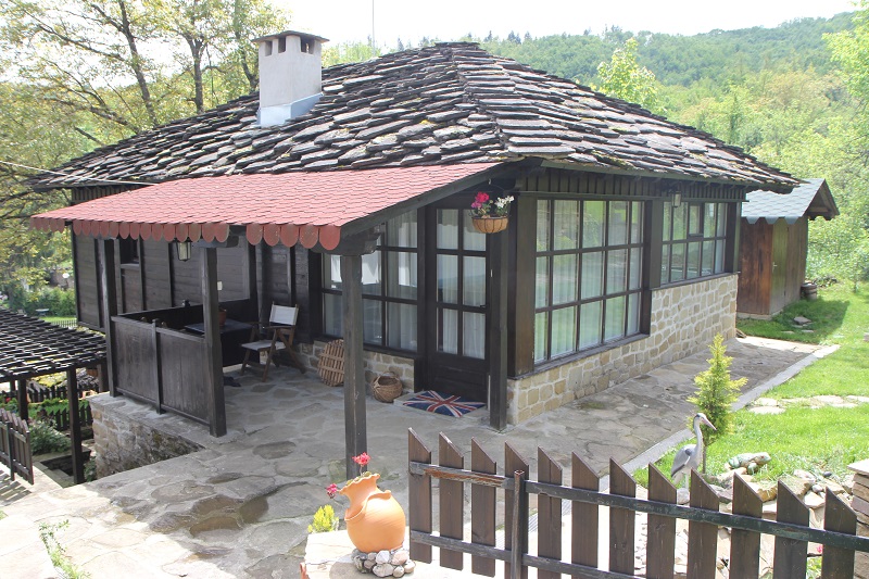 Нова Бакалова къща