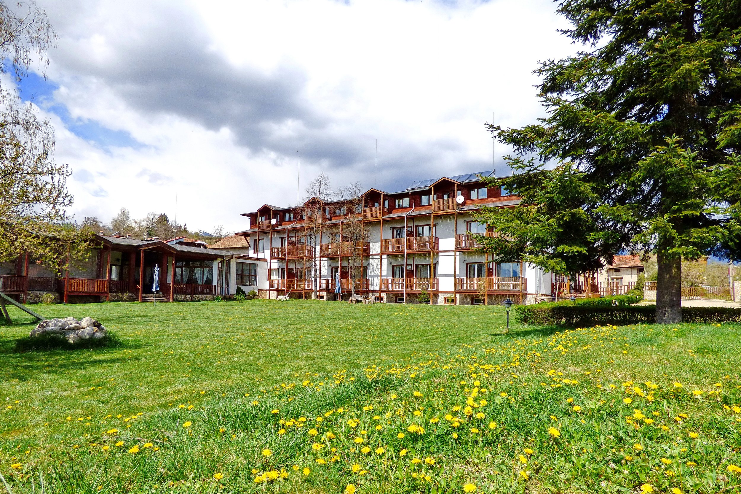 КЪЩА ЗА ГОСТИ "Припеците "