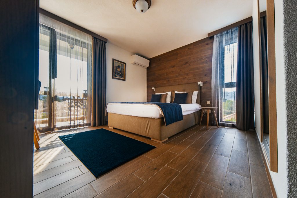 Семеен хотел  "Седем извора"