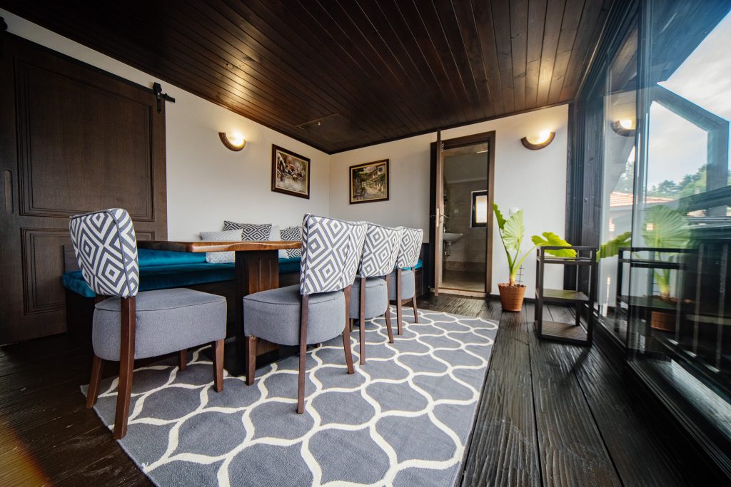 Семеен хотел  "Седем извора"