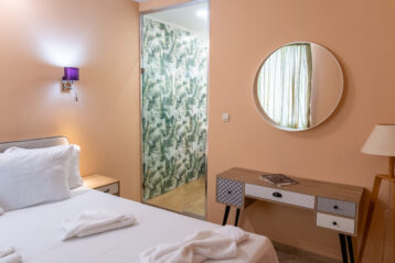  Стая за гости  "Синьото студио"