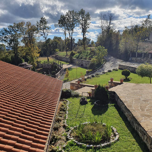 Стаи за гости "Валди Хил"