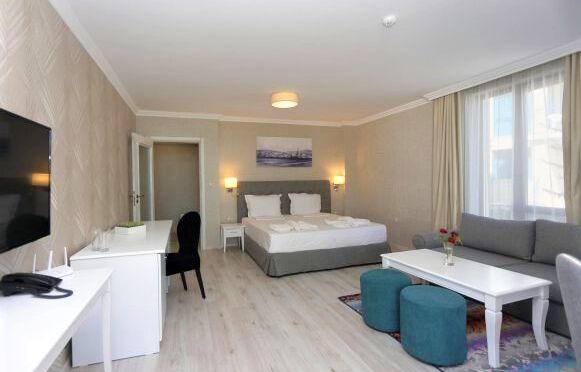 " МАРИА ПАЛАС "