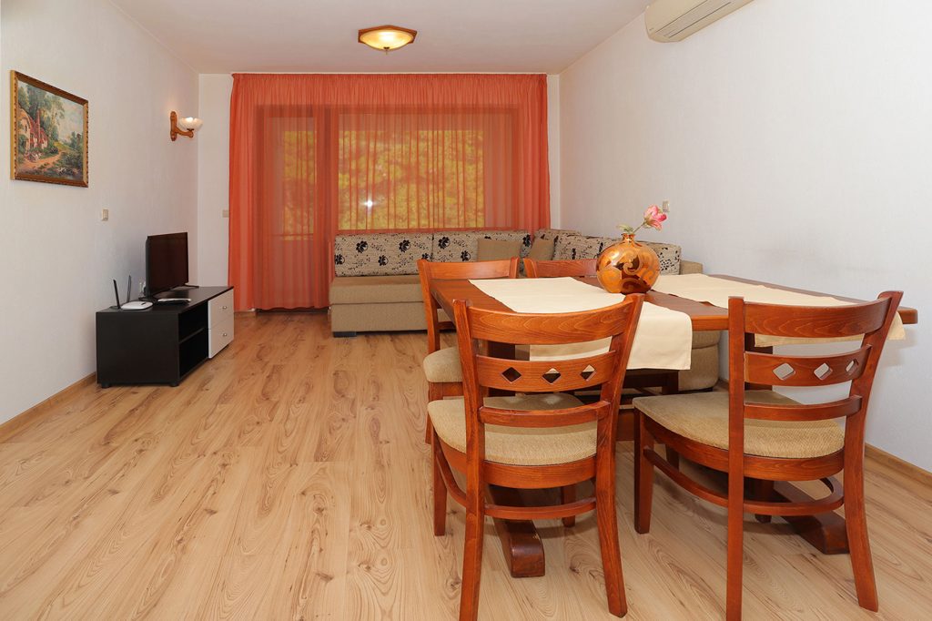 Хотел Орехите - Г