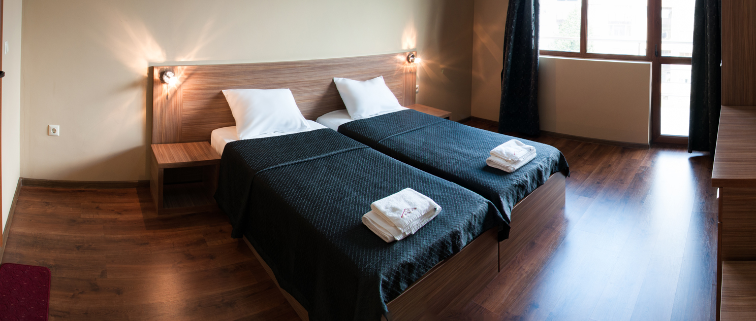 Семеен хотел"Пауталия"