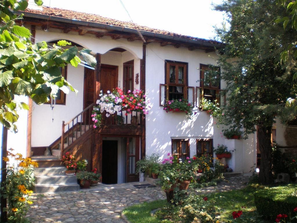 "КАЛЦУНОВА КЪЩА"