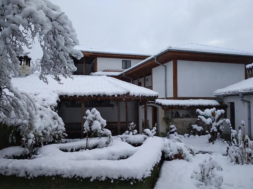 "КАЛЦУНОВА КЪЩА"