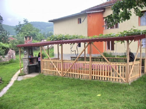 стаи за гости "Райкова"