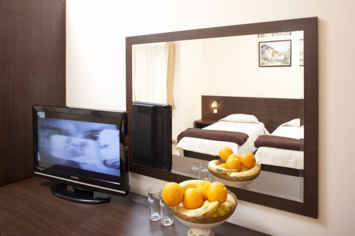 СЪНИ ГАРДЪН / SUNNY GARDEN