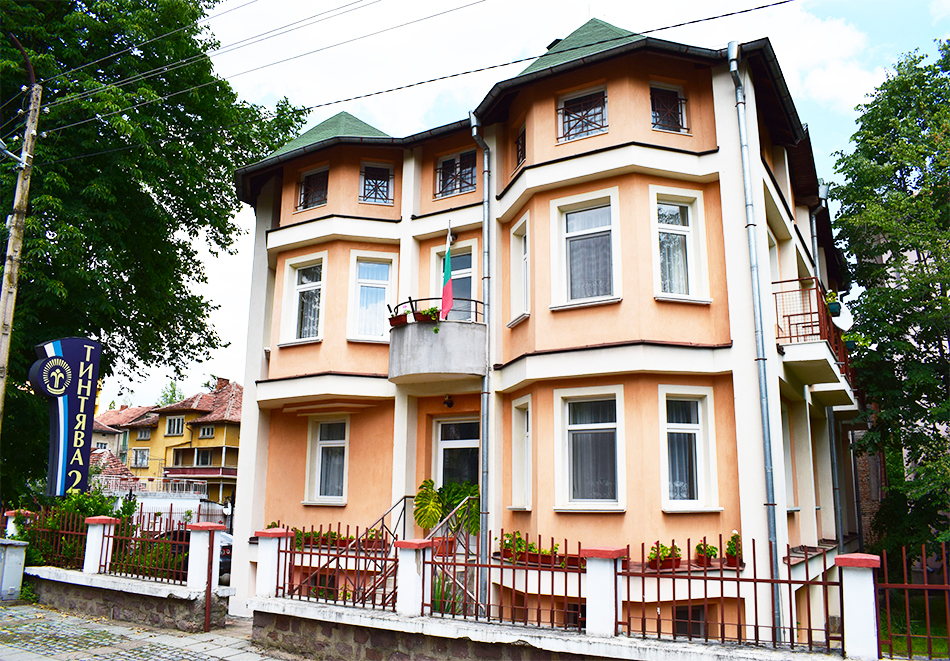 ХОТЕЛ "ТИНТЯВА 2"