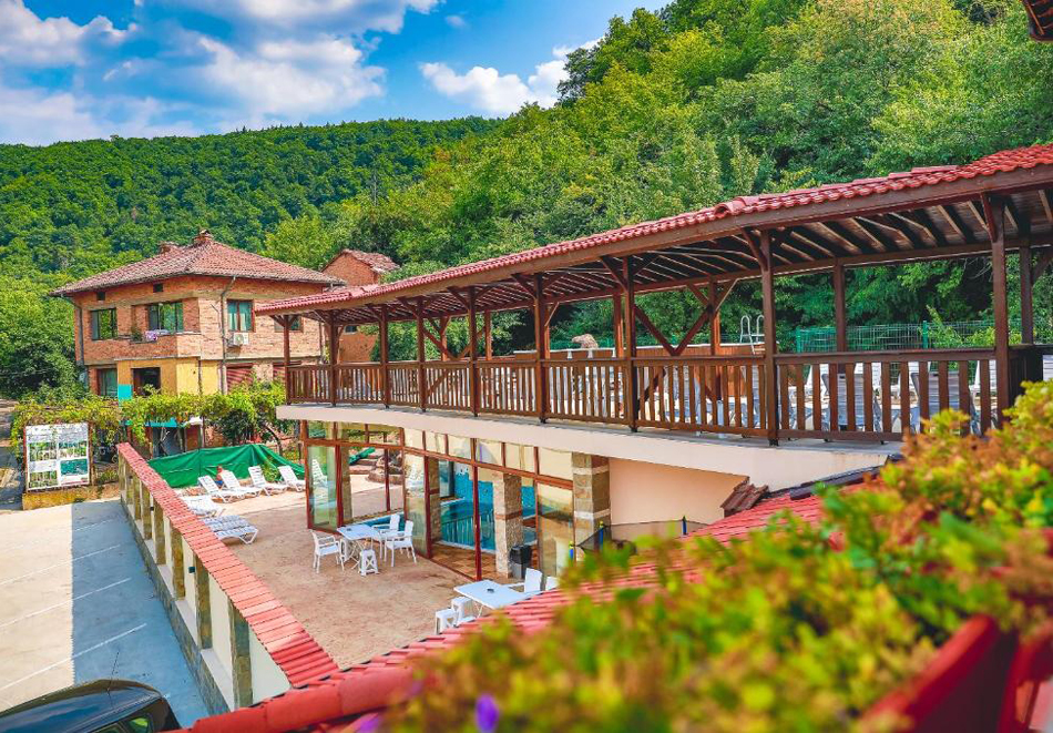 Стаи за гости " ХИТ ХАУС"