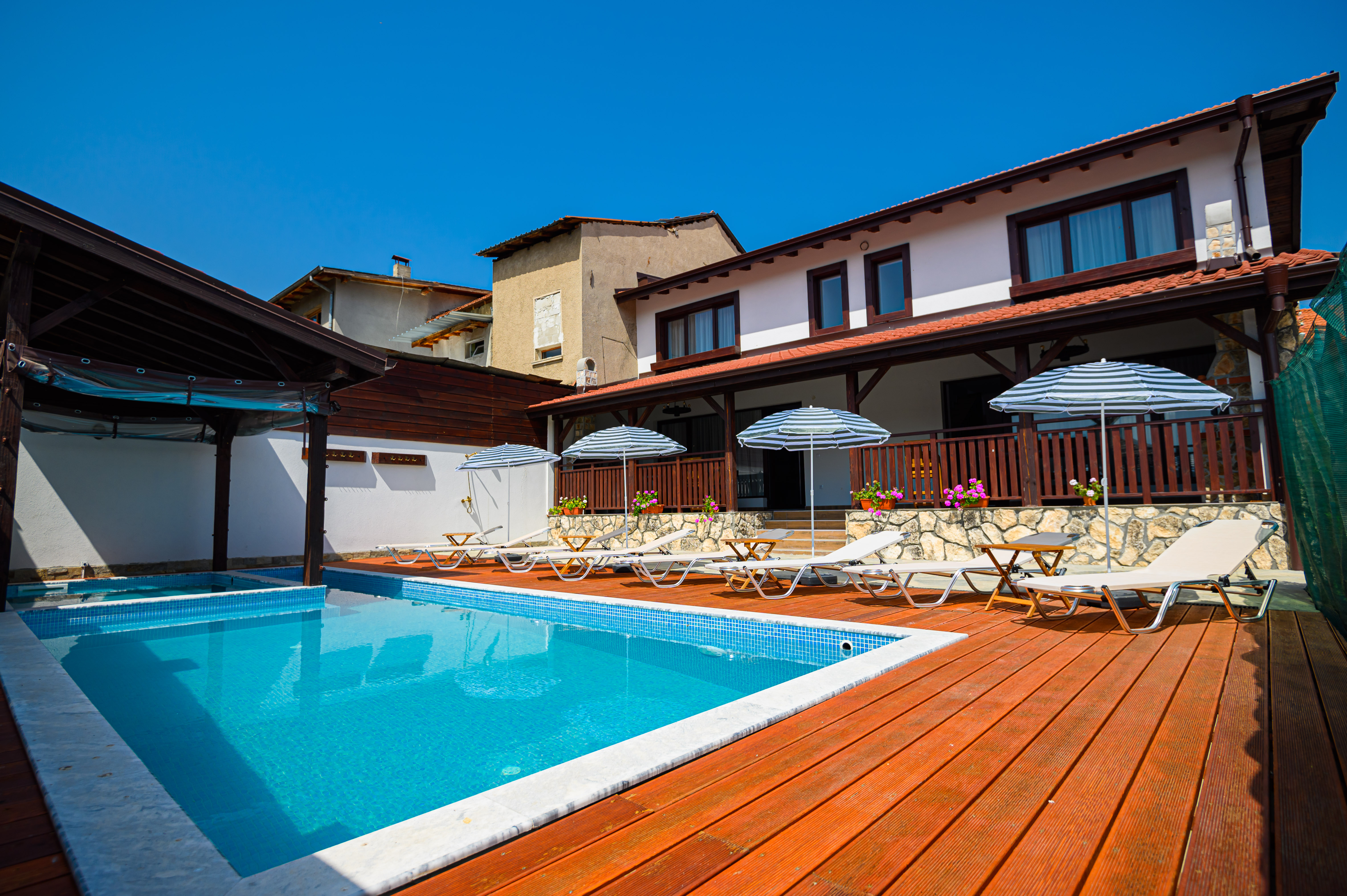 Стаи за гости " БАНЯТА"