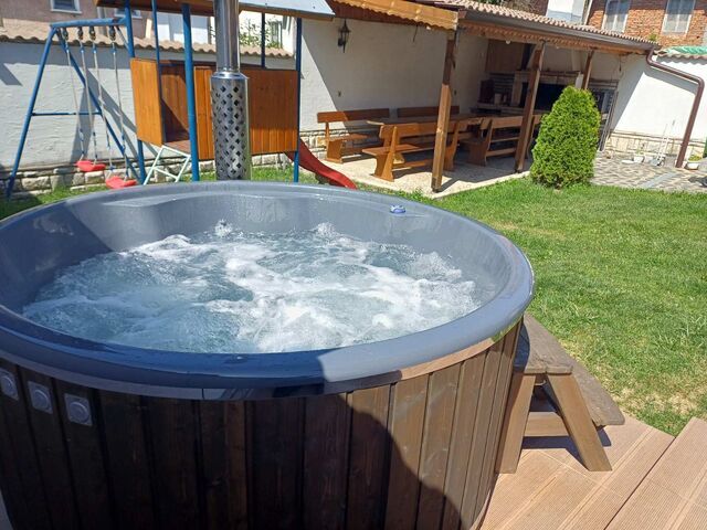 Стаи за гости „Генчеви”