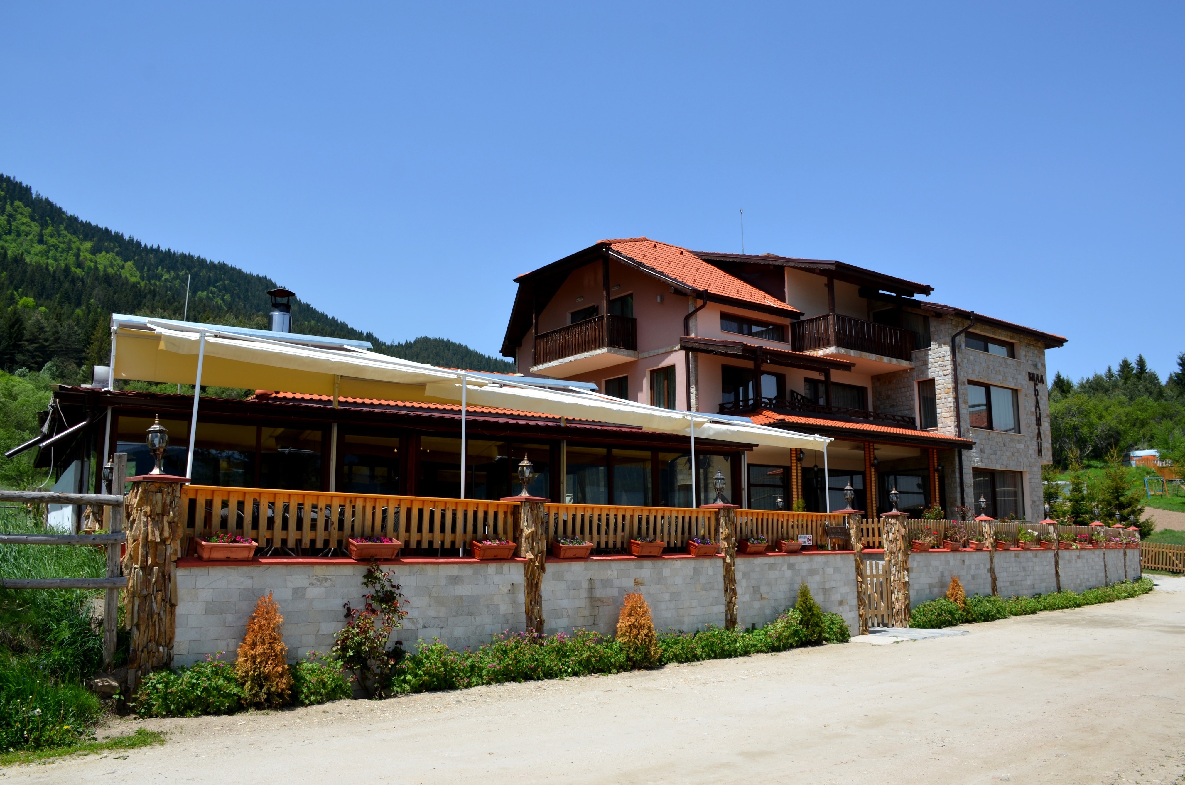 Стаи под наем „Башли Турс” ЕООД