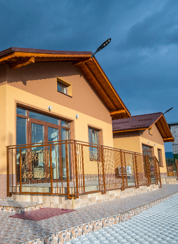 Славееви къщи за гости №1