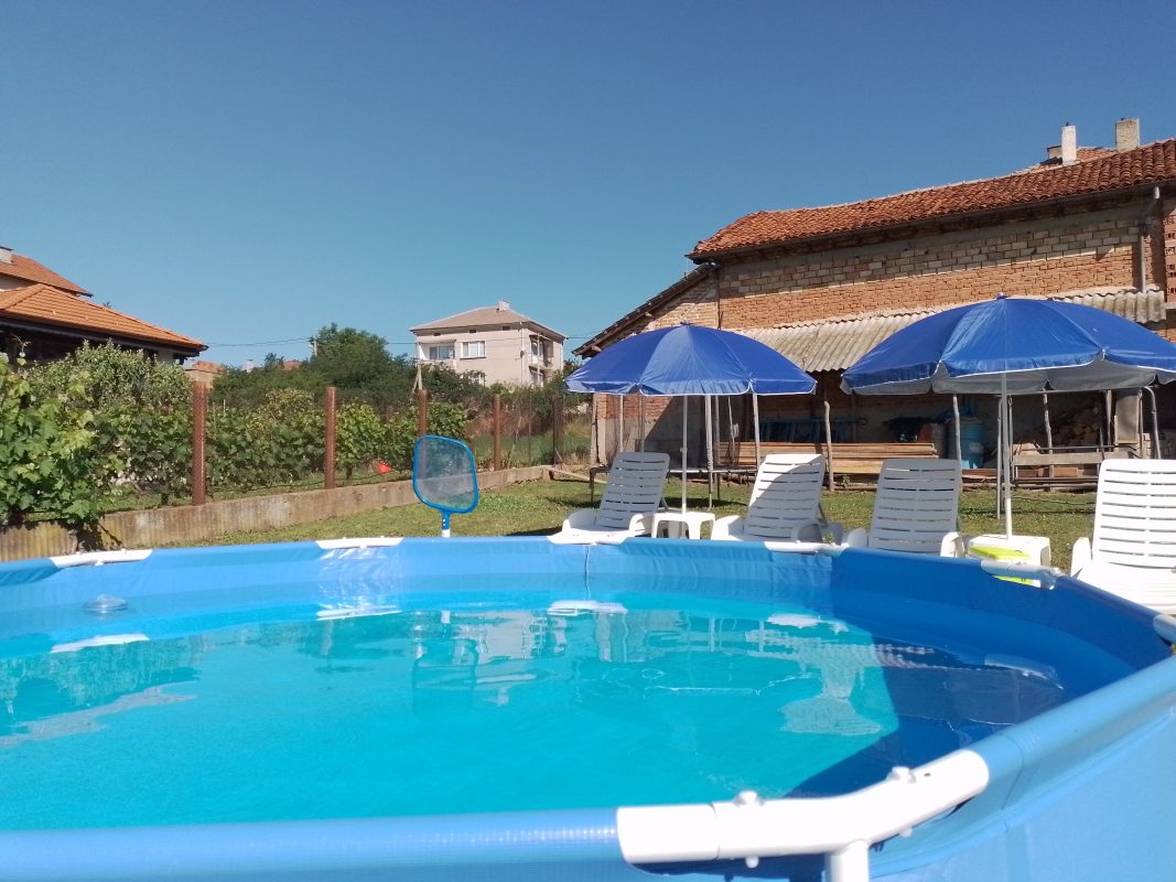 Стаи за гости "НА МЕЧКА"