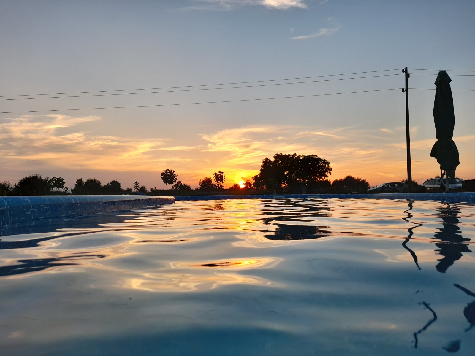 "АЛЕКС СЪНРАЙЗ"