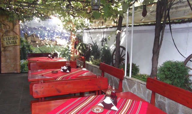 СТАРИТЕ КЪЩИ 1