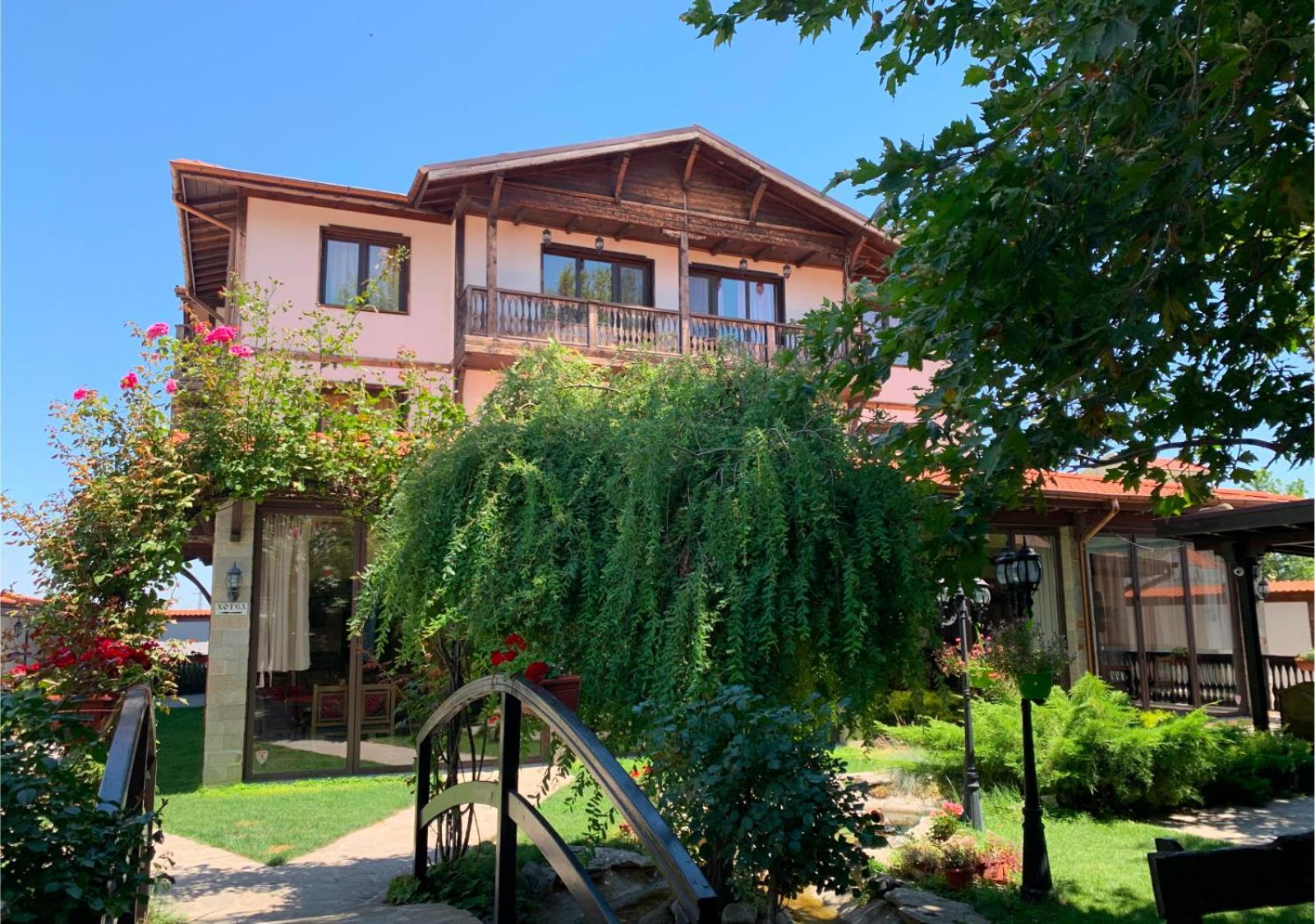 РОДОПСКА КЪЩА