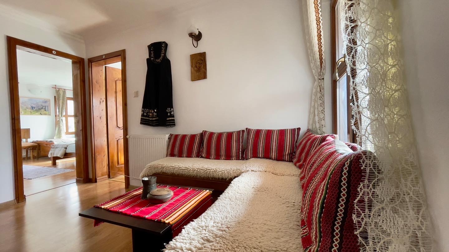 „ИЛИЙКОВАТА КЪЩА“