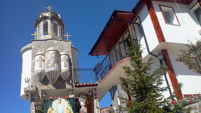 стаи за гости "Къщата с параклиса"