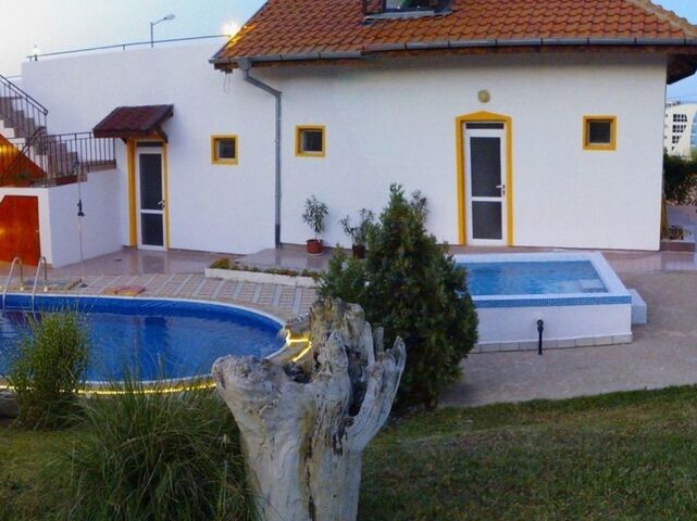 Къща за гости "Евин Рай"