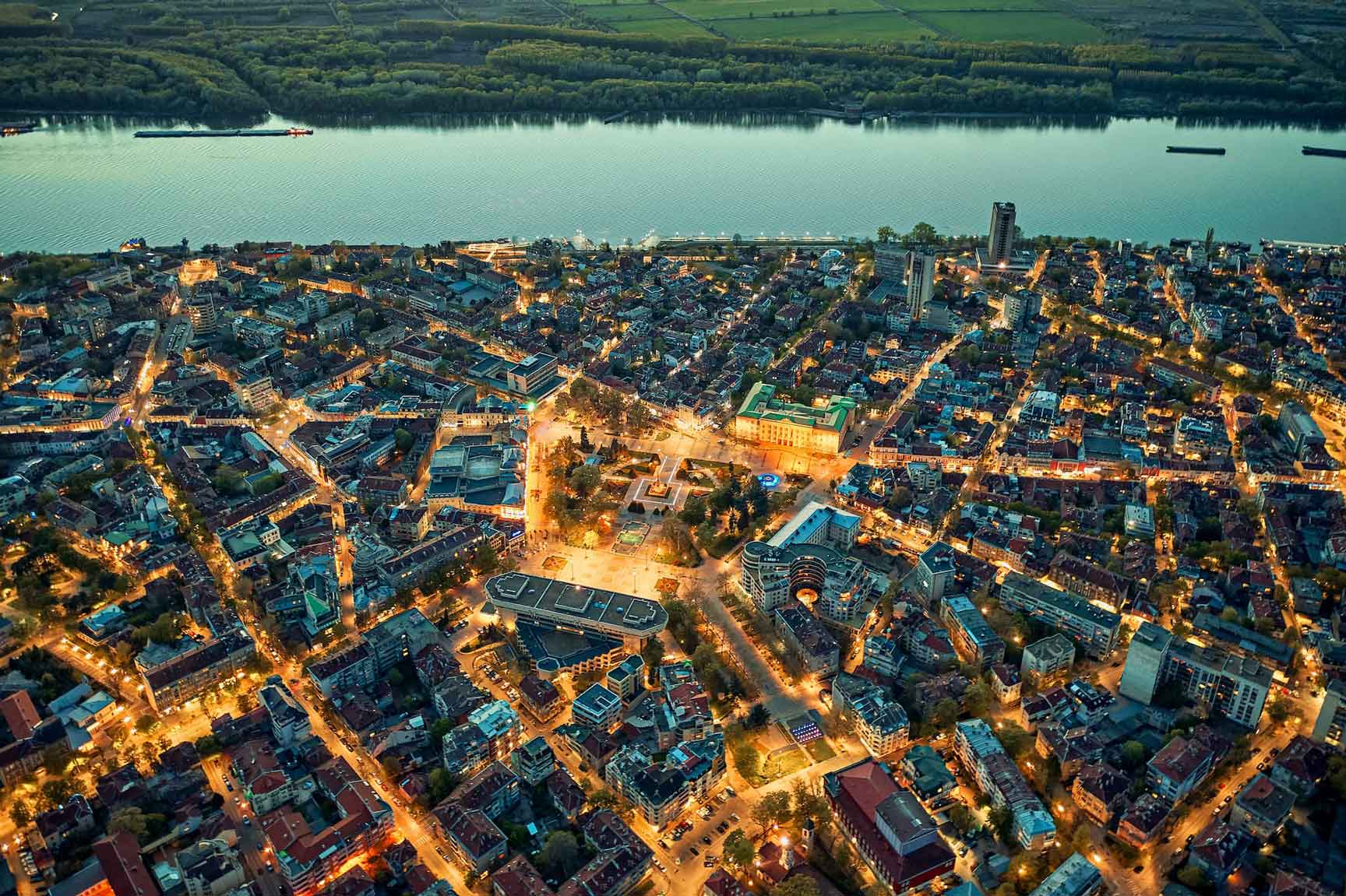 СЕМЕЕН ХОТЕЛ "ЮВЕЛИР"