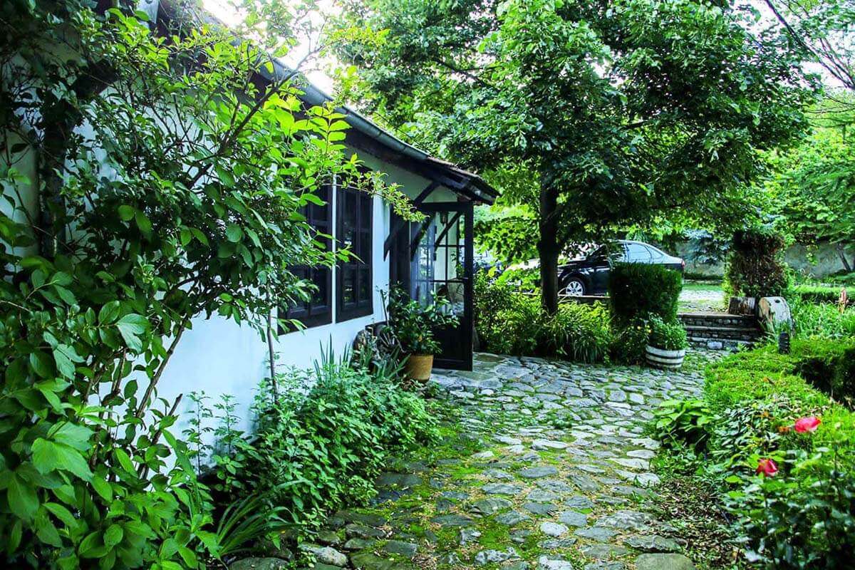         СЕМЕЕН ХОТЕЛ "ДИВЕЦИТЕ"