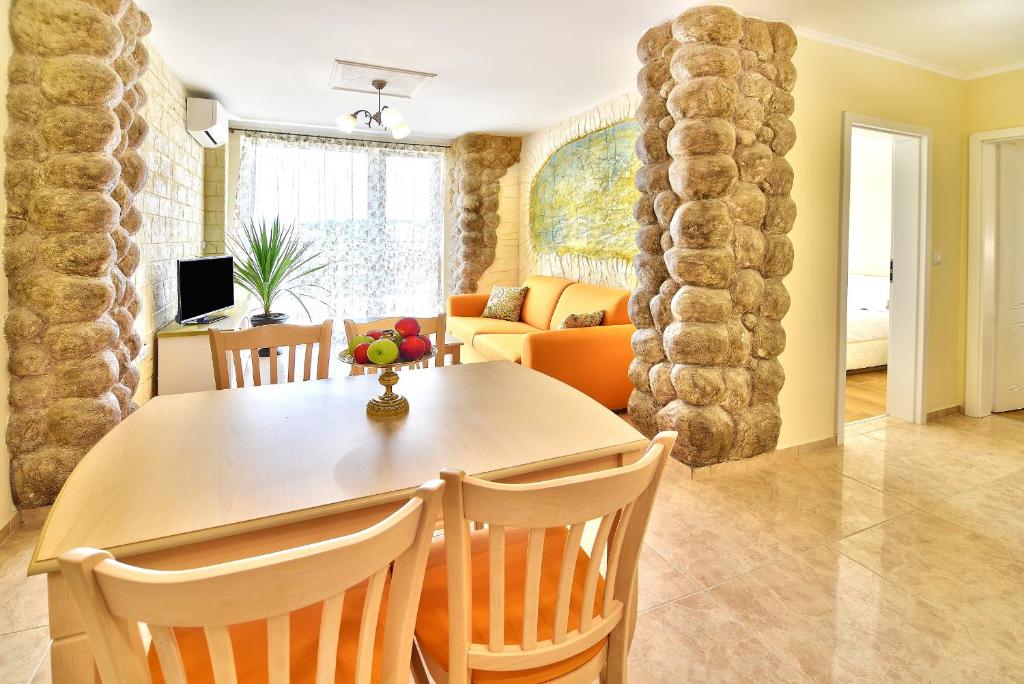 СИРЕНА ПАЛАС