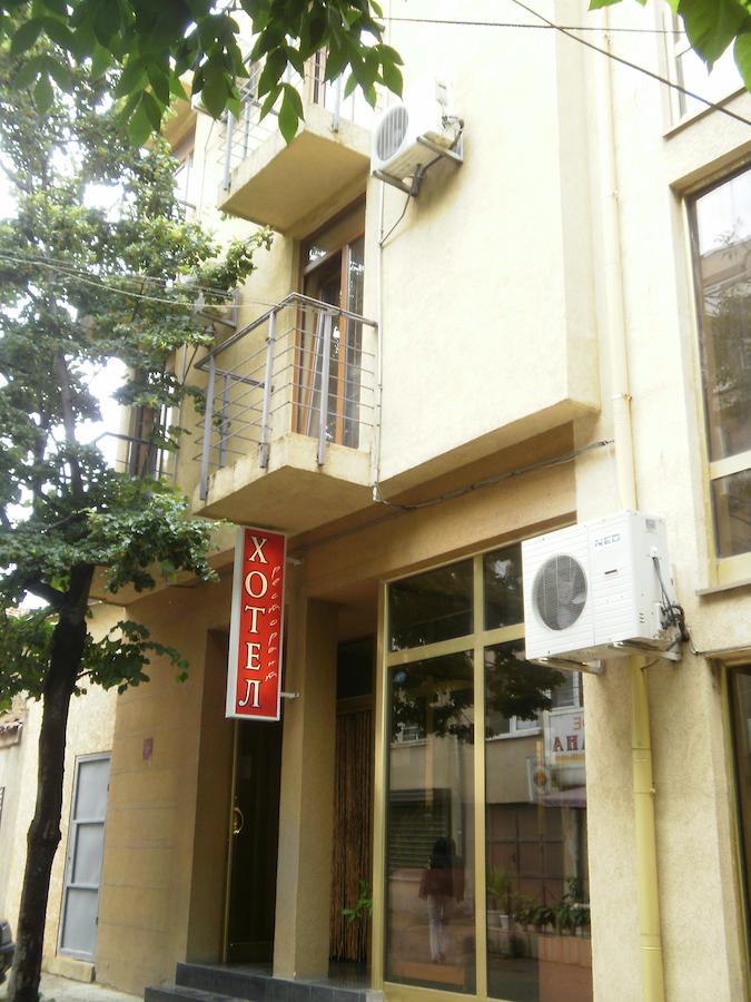   СЕМЕЕН ХОТЕЛ "КРЕДО