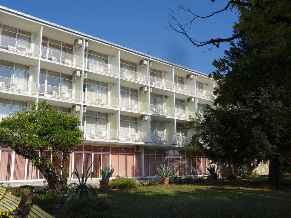 ТВОРЧЕСКИ ДОМ НА БАН-ГЛОГИНО