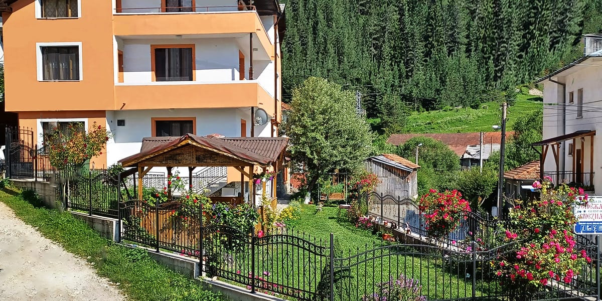 Къща за гости "Снежана"