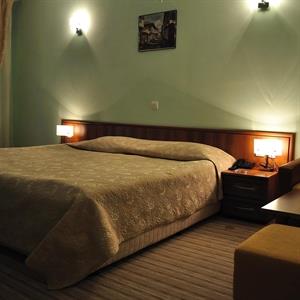 СЕМЕЕН ХОТЕЛ РИБАРСКАТА ХИЖА