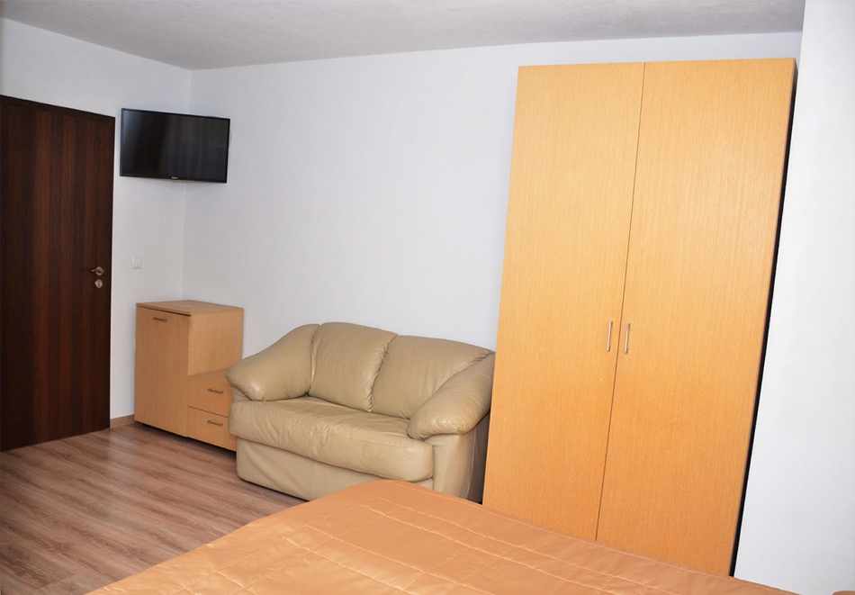 Семеен хотел"Къщата"