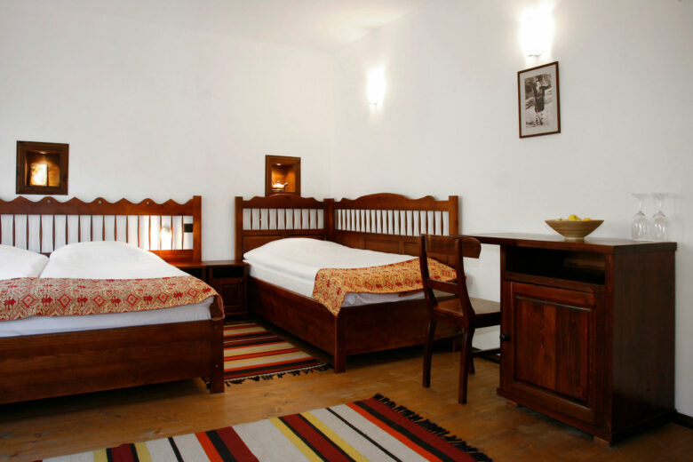 Семеен хотел"Аркан хан"