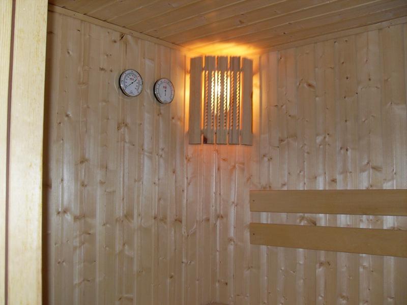 Семеен хотел "Ивел"