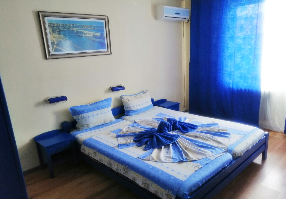 Синята Лагуна