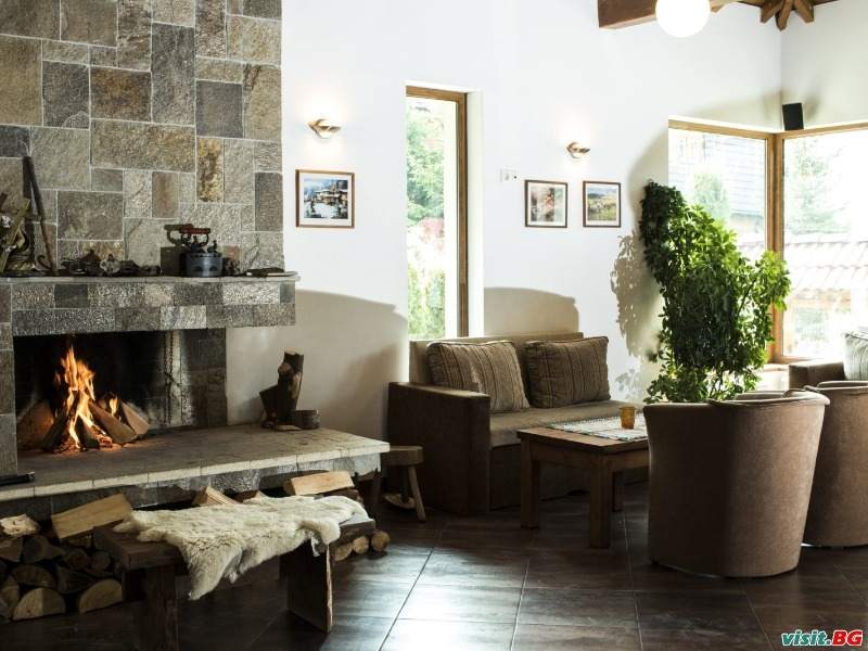 "БЕЛИ ИСКЪР"