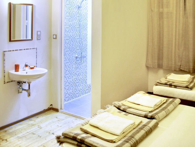 Хелоу София