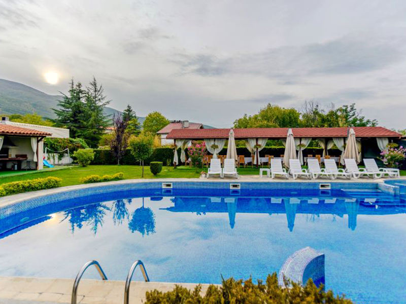 къща за гости "Флора"