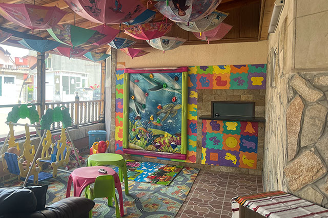 Семеен хотел "Лазур"