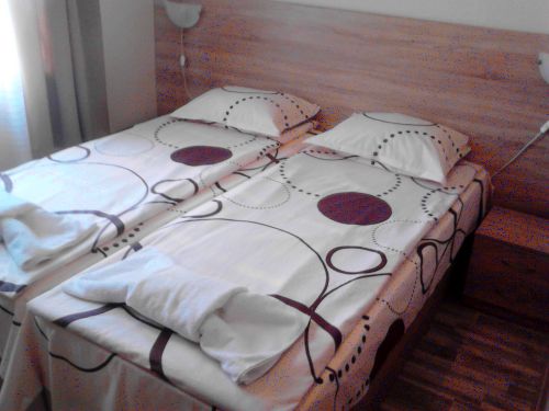  КЪЩА ЗА ГОСТИ "ДРАЖЕВИ"