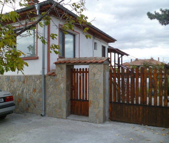 Стаи за гости "АТАНАС БЯЛКОВ"