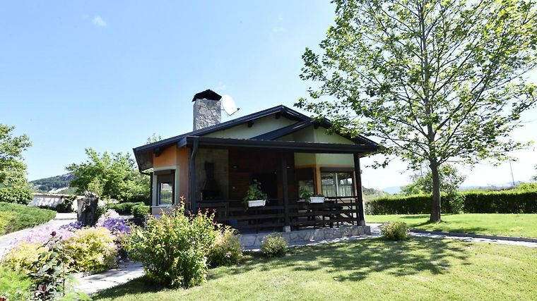 СЕМЕЕН ХОТЕЛ "ПЕРПЕРА"