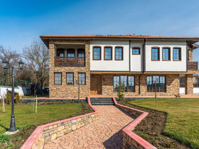  КЪЩА ЗА ГОСТИ