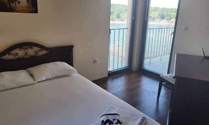 ЧЕМБЪРС РЕЗИДЕНС