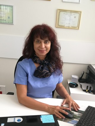 СОНЯ СТАМОВА